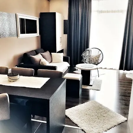 Silver Mountain Milmari Apartment